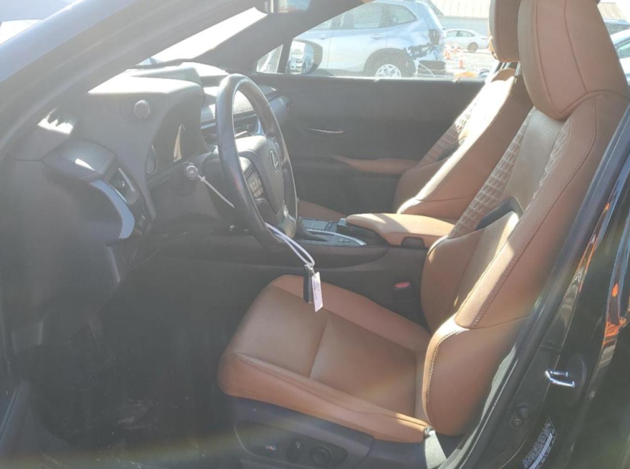 2019 Lexus UX - Image 7