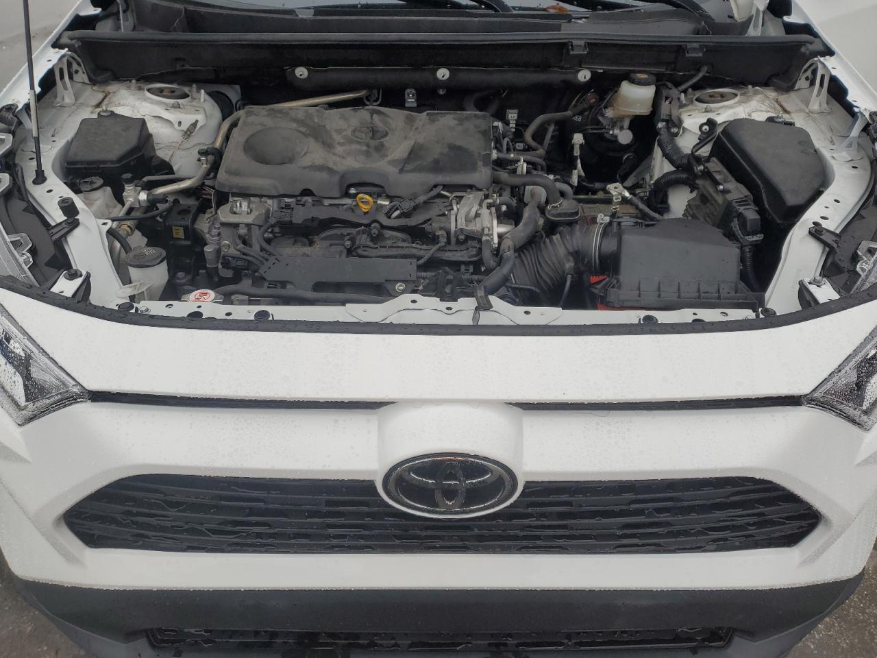 2019 Toyota RAV 4 - Image 12