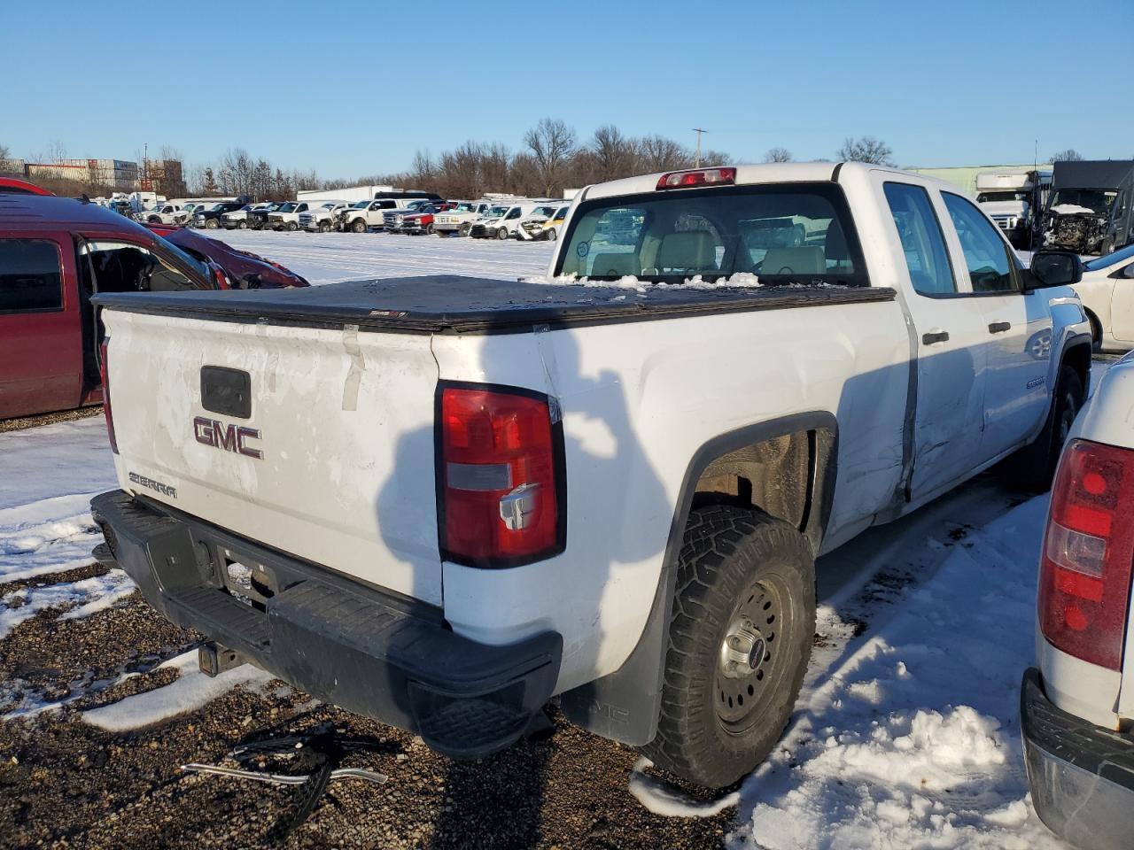 2015 GMC Sierra - Image 3