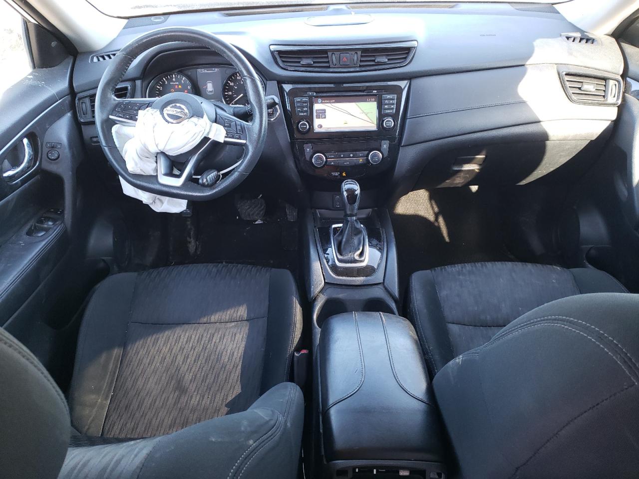 2017 Nissan Rogue - Image 8