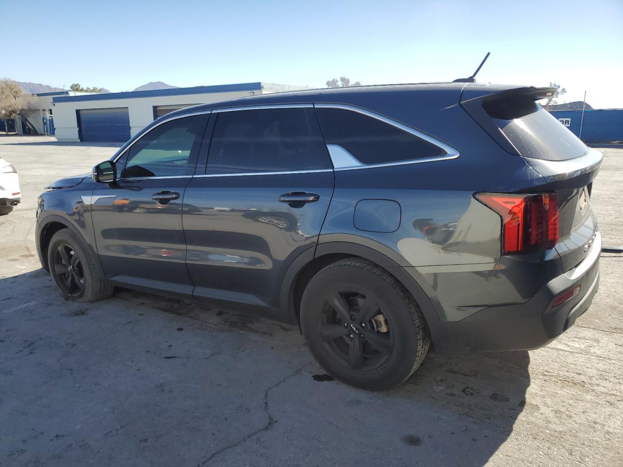 2022 Kia Sorento - Image 2