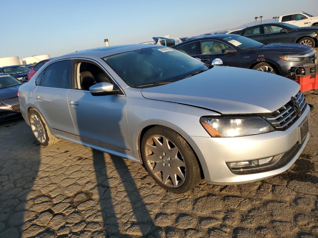 VIN 1VWBN7A38EC022052 2014 VOLKSWAGEN PASSAT no.4