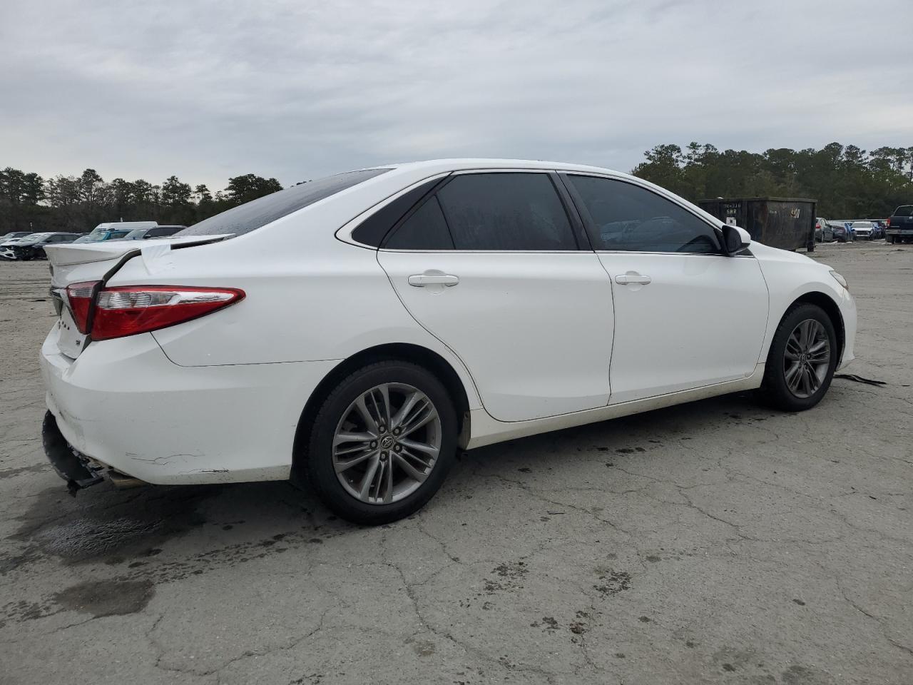2015 Toyota Camry - Image 3