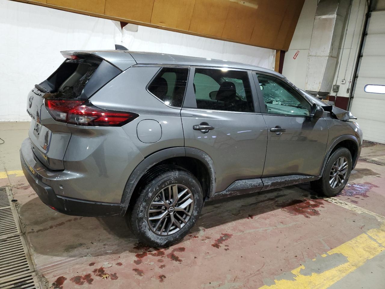 2024 Nissan Rogue - Image 3