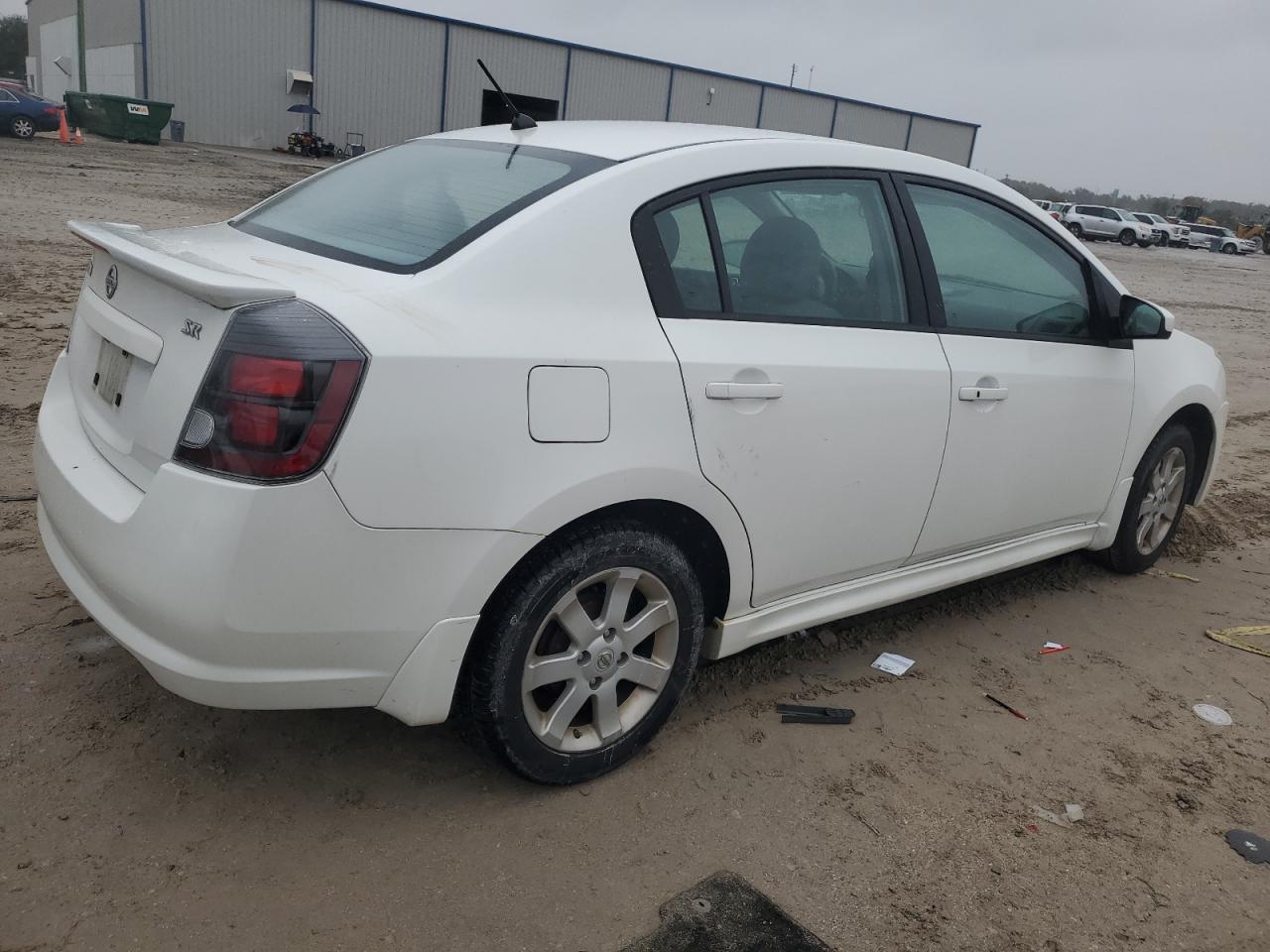 2012 Nissan Sentra - Image 3