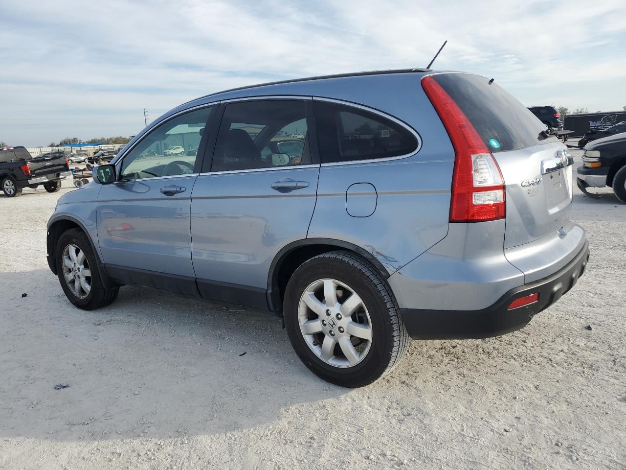 2007 Honda CR-V - Image 2