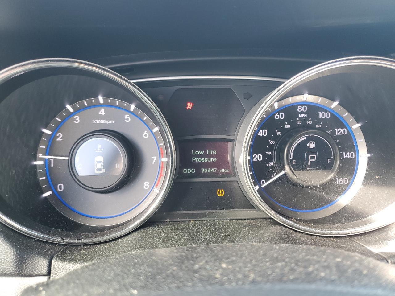 2014 Hyundai Sonata - Image 9