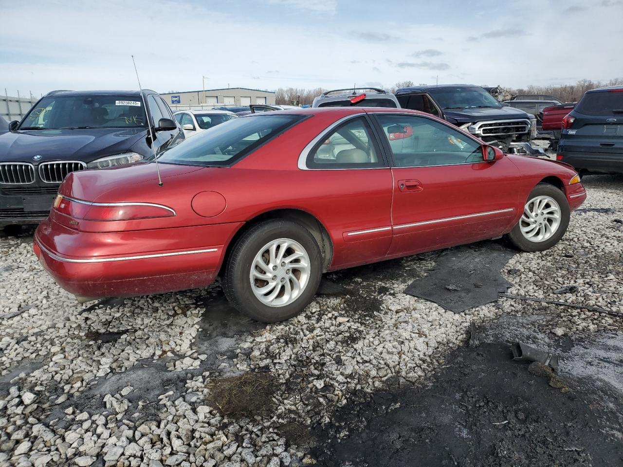 1996 Lincoln Mark VIII - Image 3