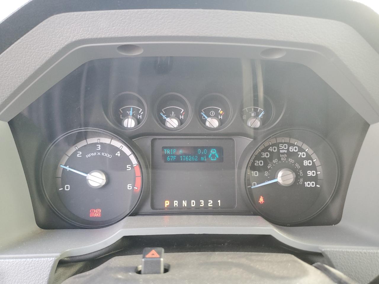 2012 Ford F450 - Image 9