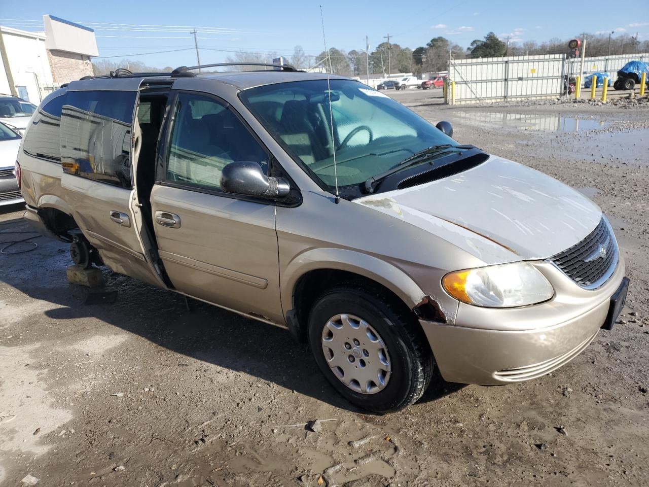 2004 Chrysler Town & Country - Image 4