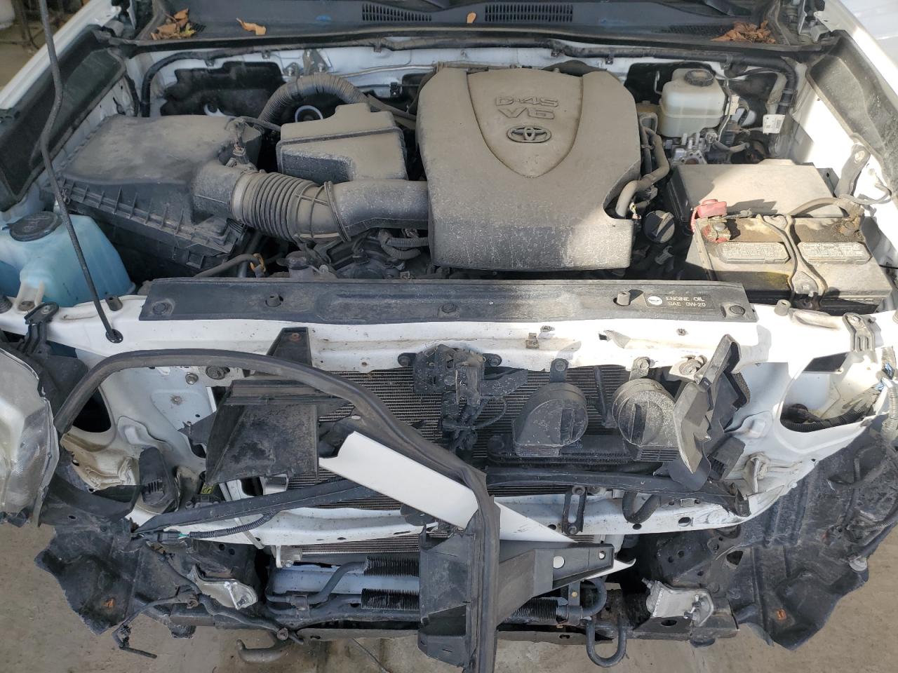 2017 Toyota Tacoma - Image 11