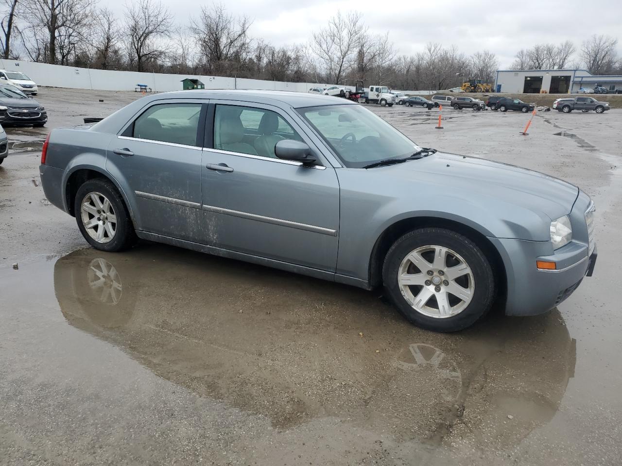 2007 Chrysler 300 - Image 4
