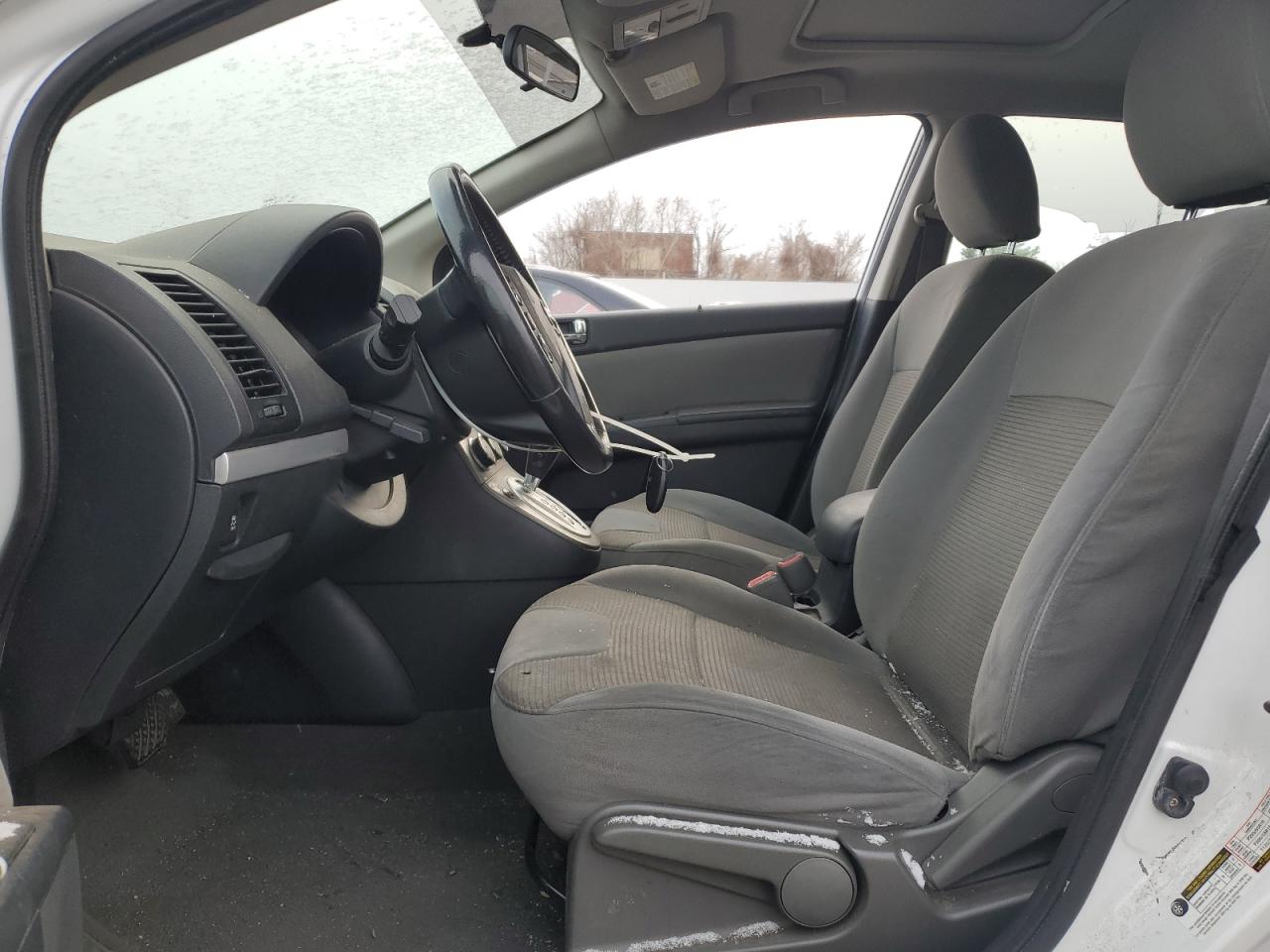 2012 Nissan Sentra - Image 7