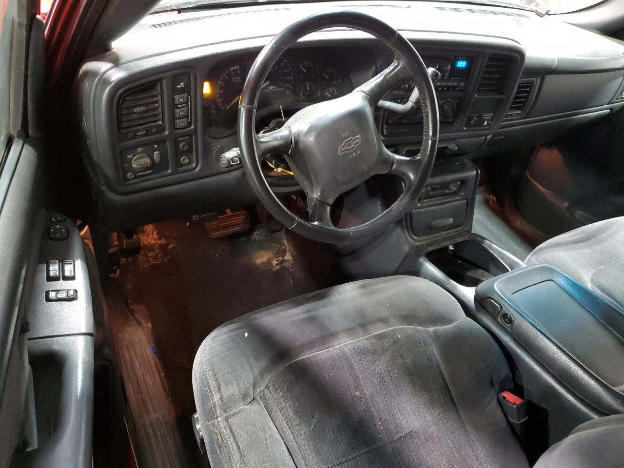 2002 Chevrolet Silverado - Image 8