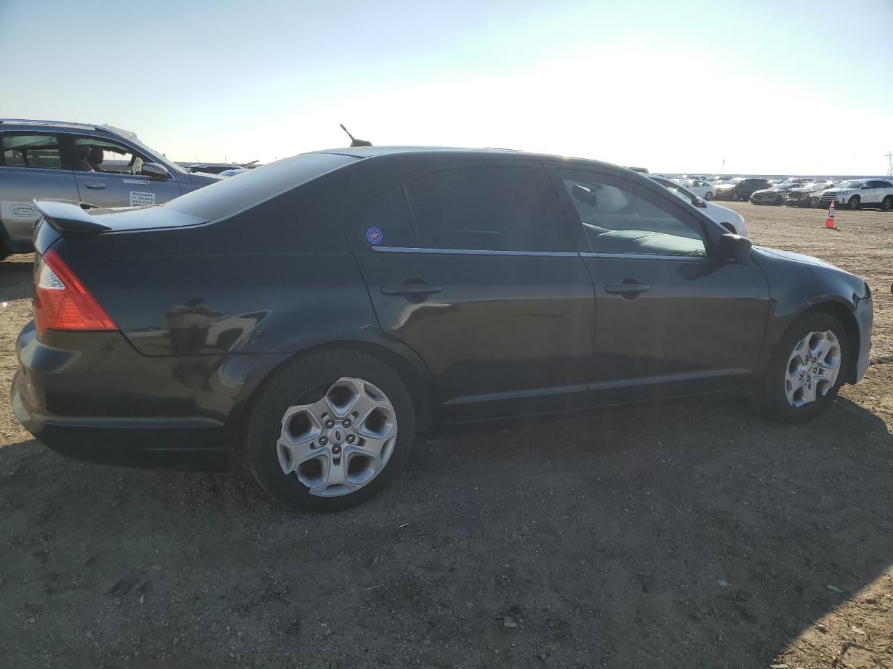 2010 Ford Fusion - Image 3