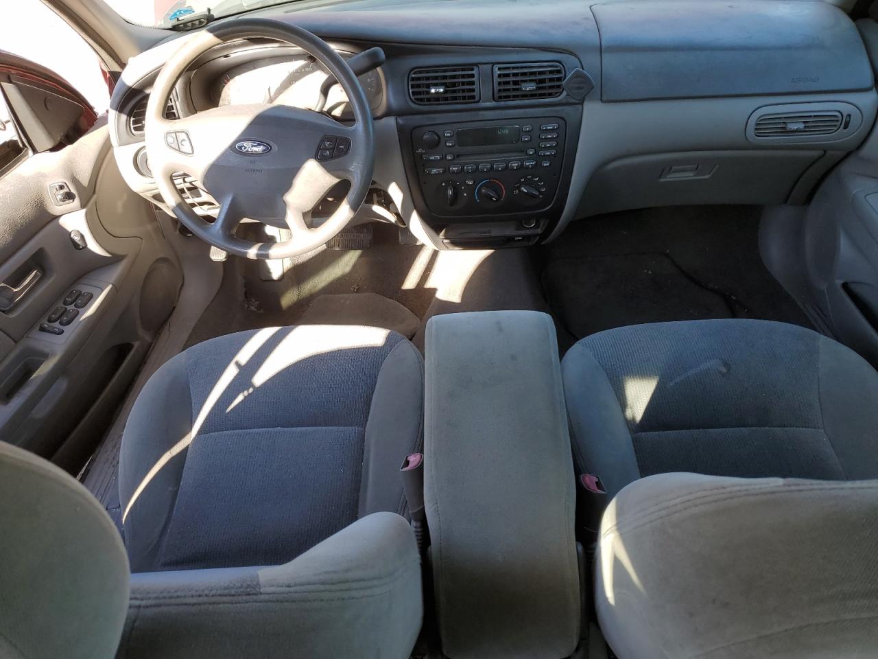 2002 Ford Taurus - Image 8