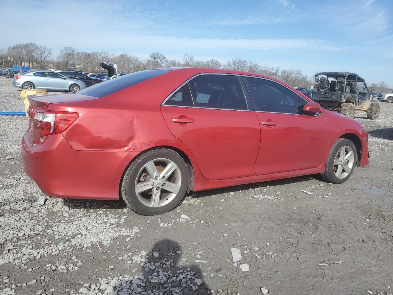2014 Toyota Camry - Image 3