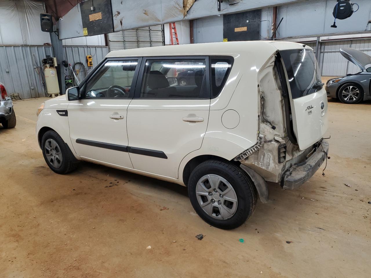 2013 Kia Soul - Image 2
