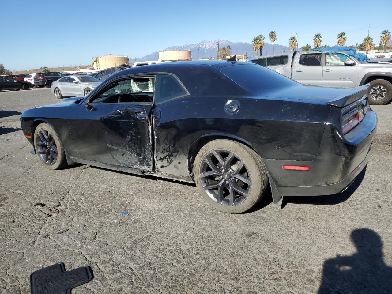 2019 Dodge Challenger - Image 2