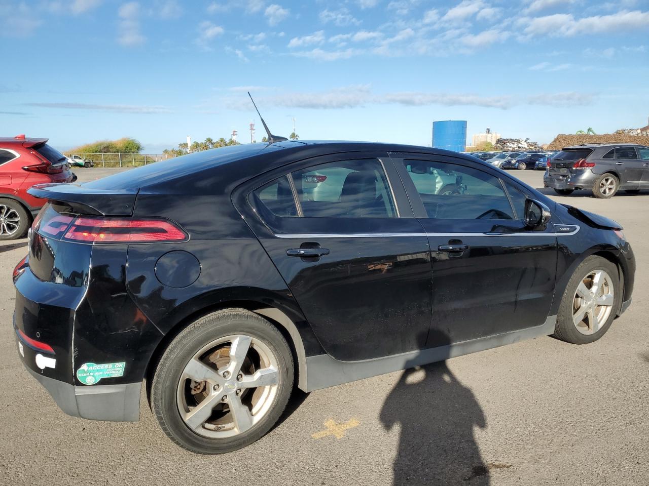 2014 Chevrolet Volt - Image 3