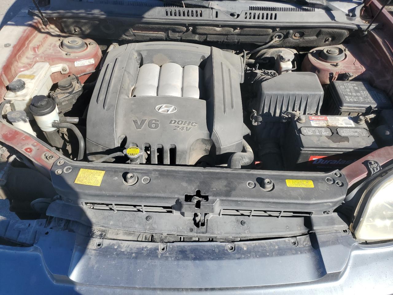 2005 Hyundai Santa Fe - Image 12