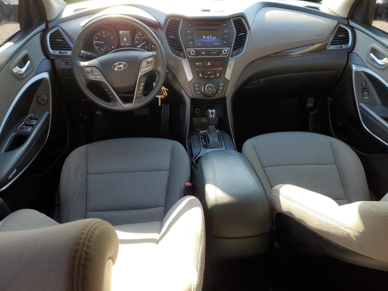 2018 Hyundai Santa Fe - Image 8