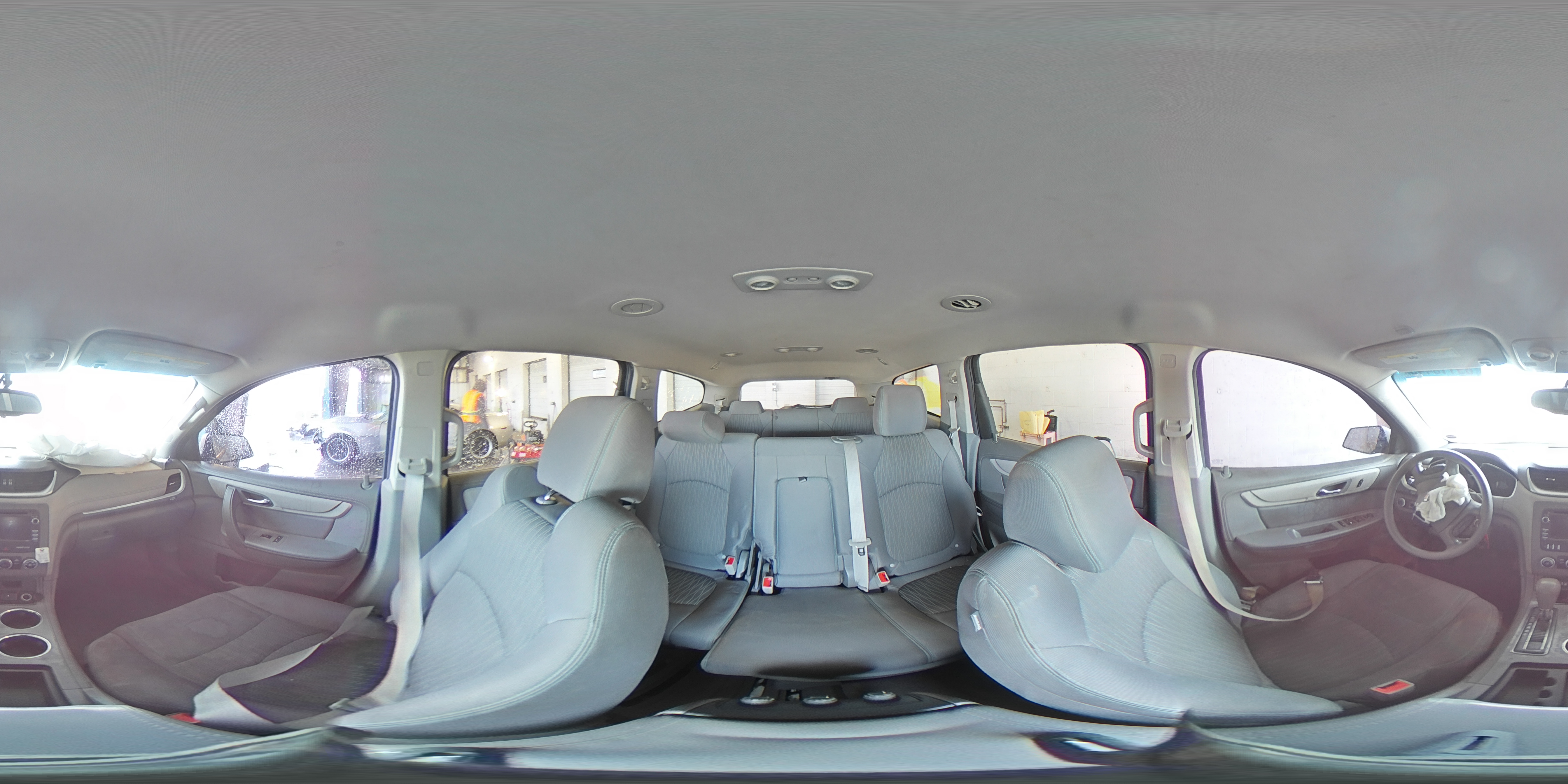 2016 Chevrolet Traverse - Image 15