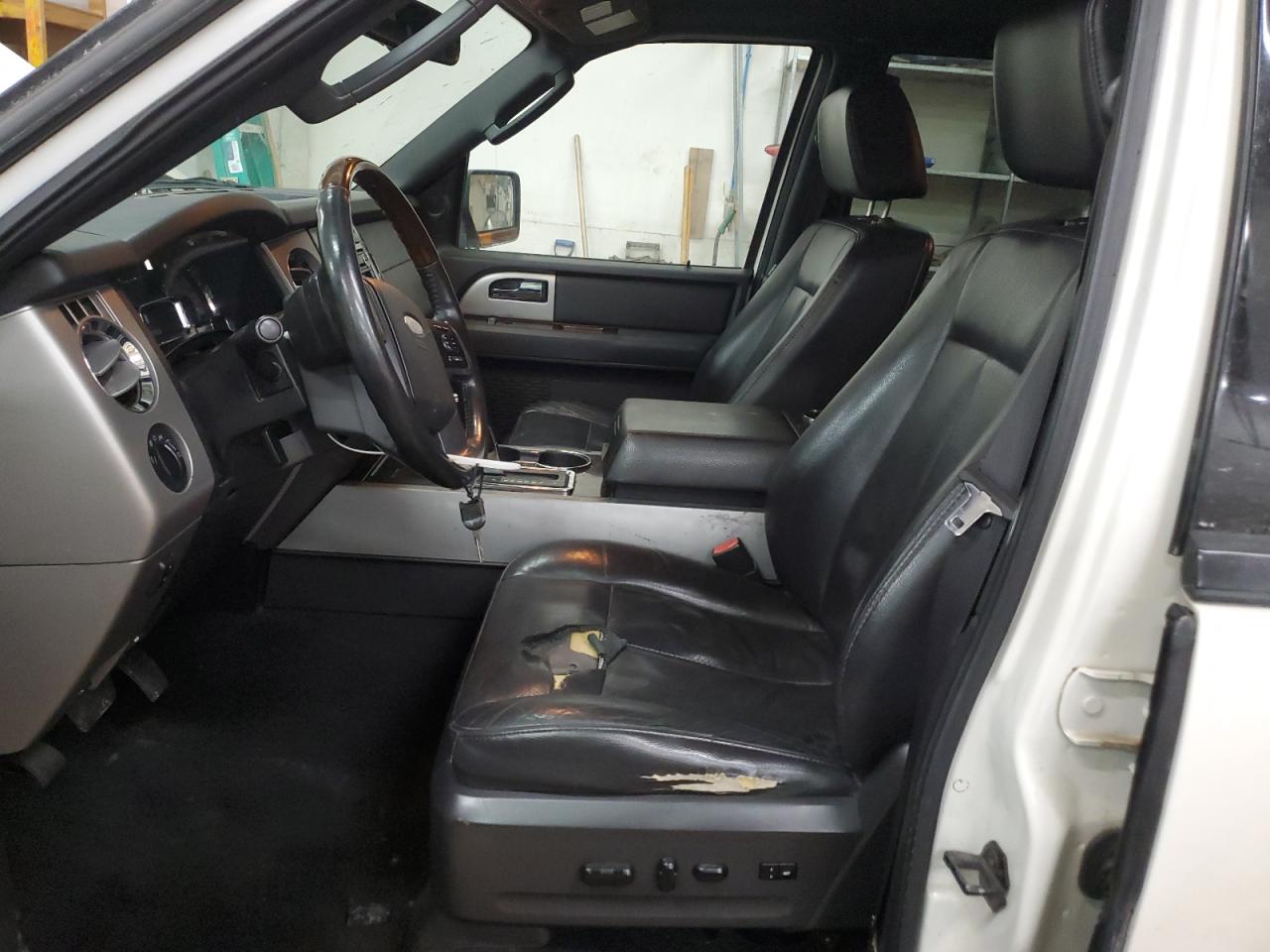 2008 Ford Expedition - Image 7
