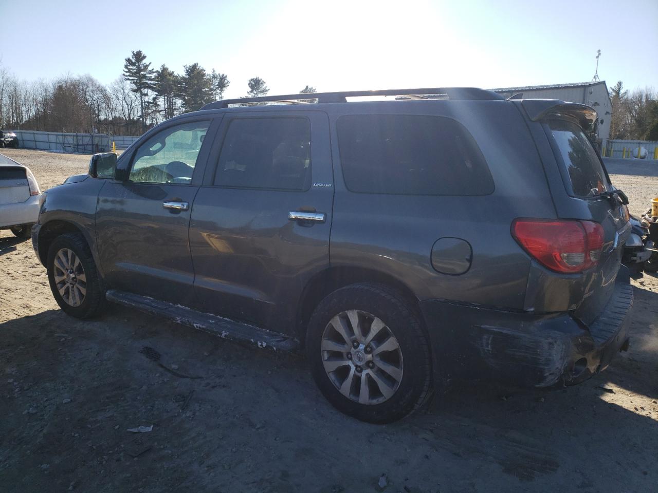 2011 Toyota Sequoia - Image 2