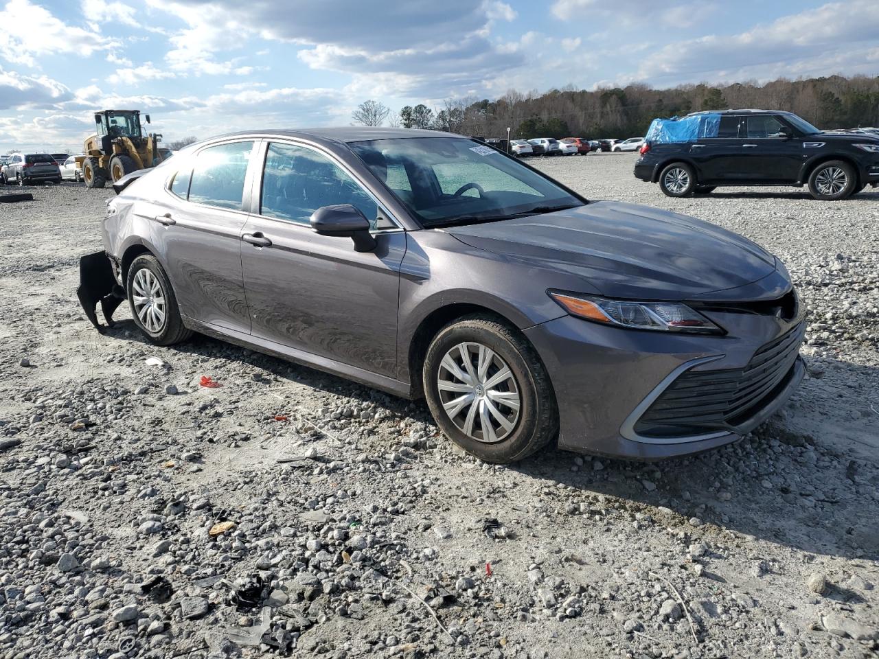 2022 Toyota Camry - Image 4