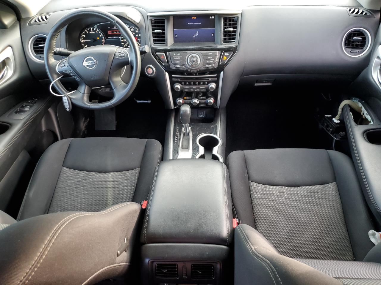 2018 Nissan Pathfinder - Image 8