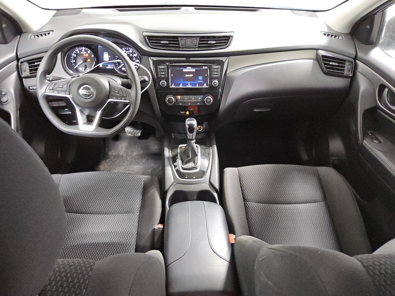 2019 Nissan Rogue - Image 8