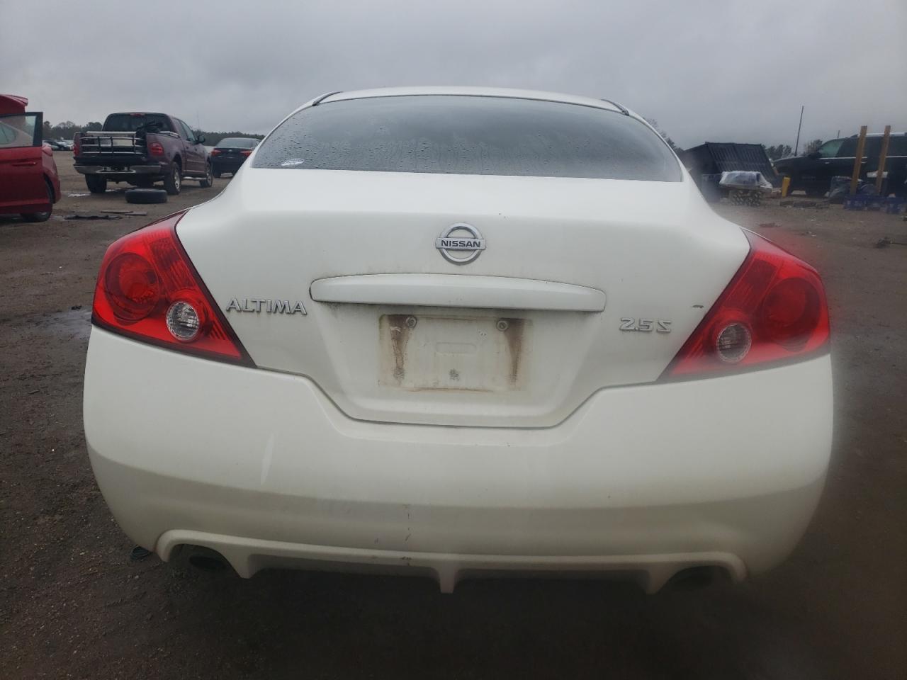 2011 Nissan Altima - Image 6