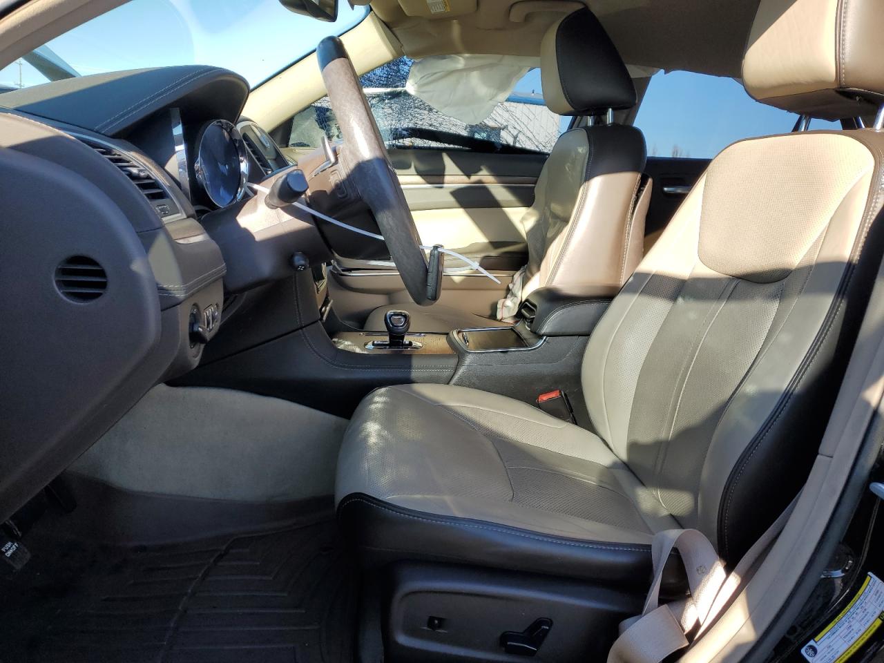 2013 Chrysler 300 - Image 7