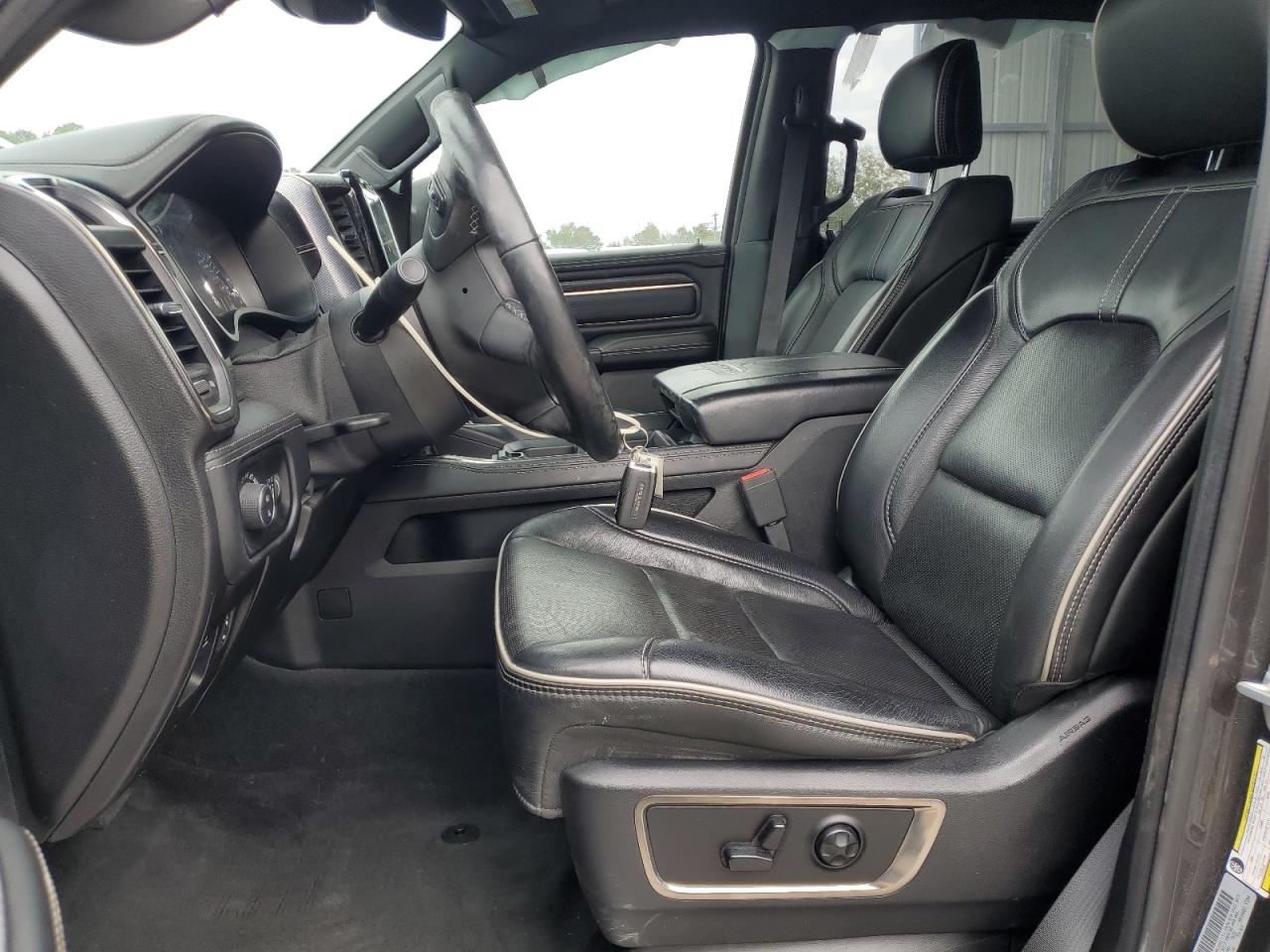 2019 RAM 1500 - Image 7