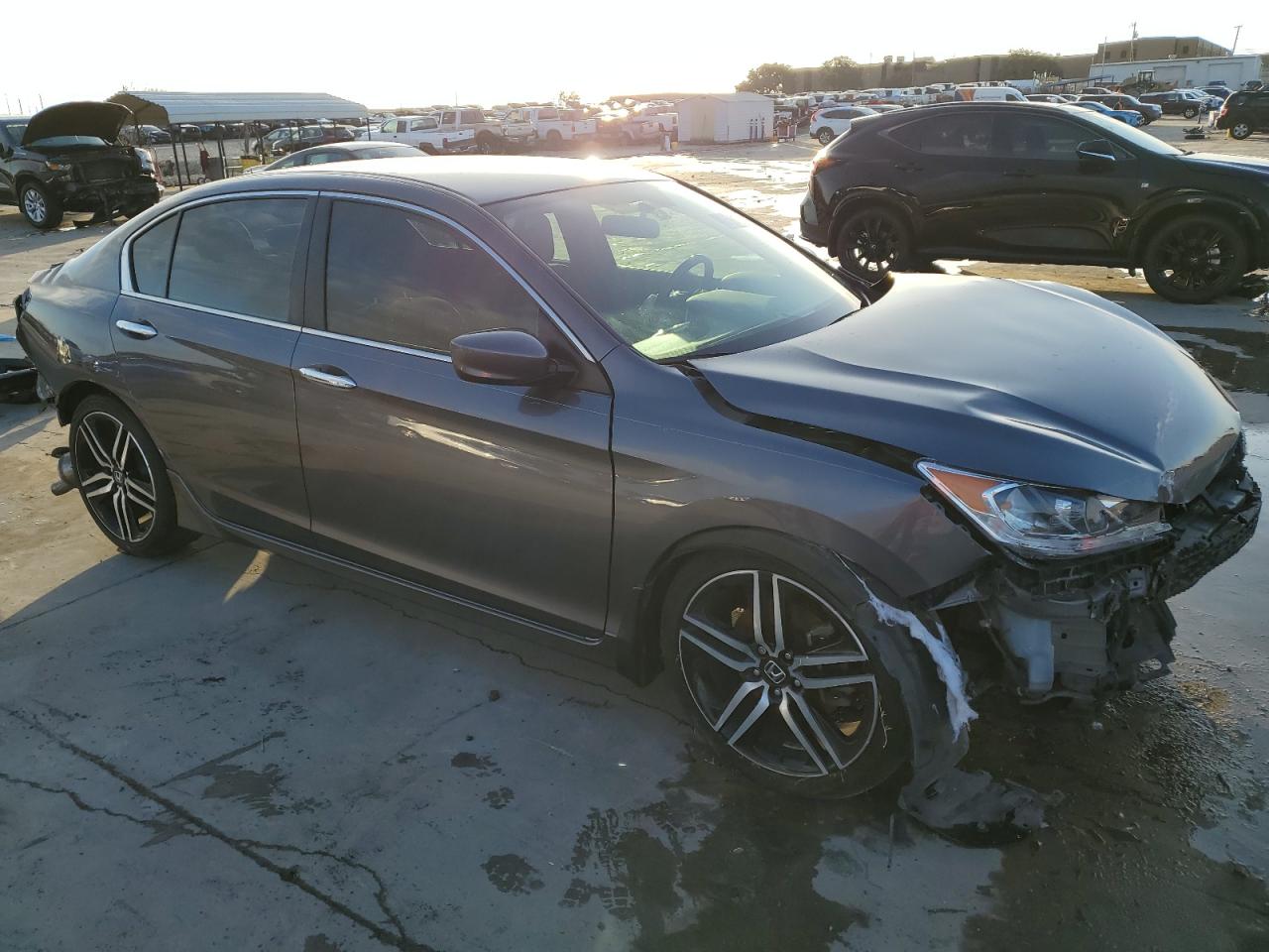2017 Honda Accord - Image 4