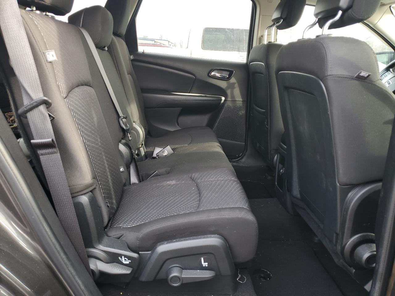 2016 Dodge Journey - Image 11