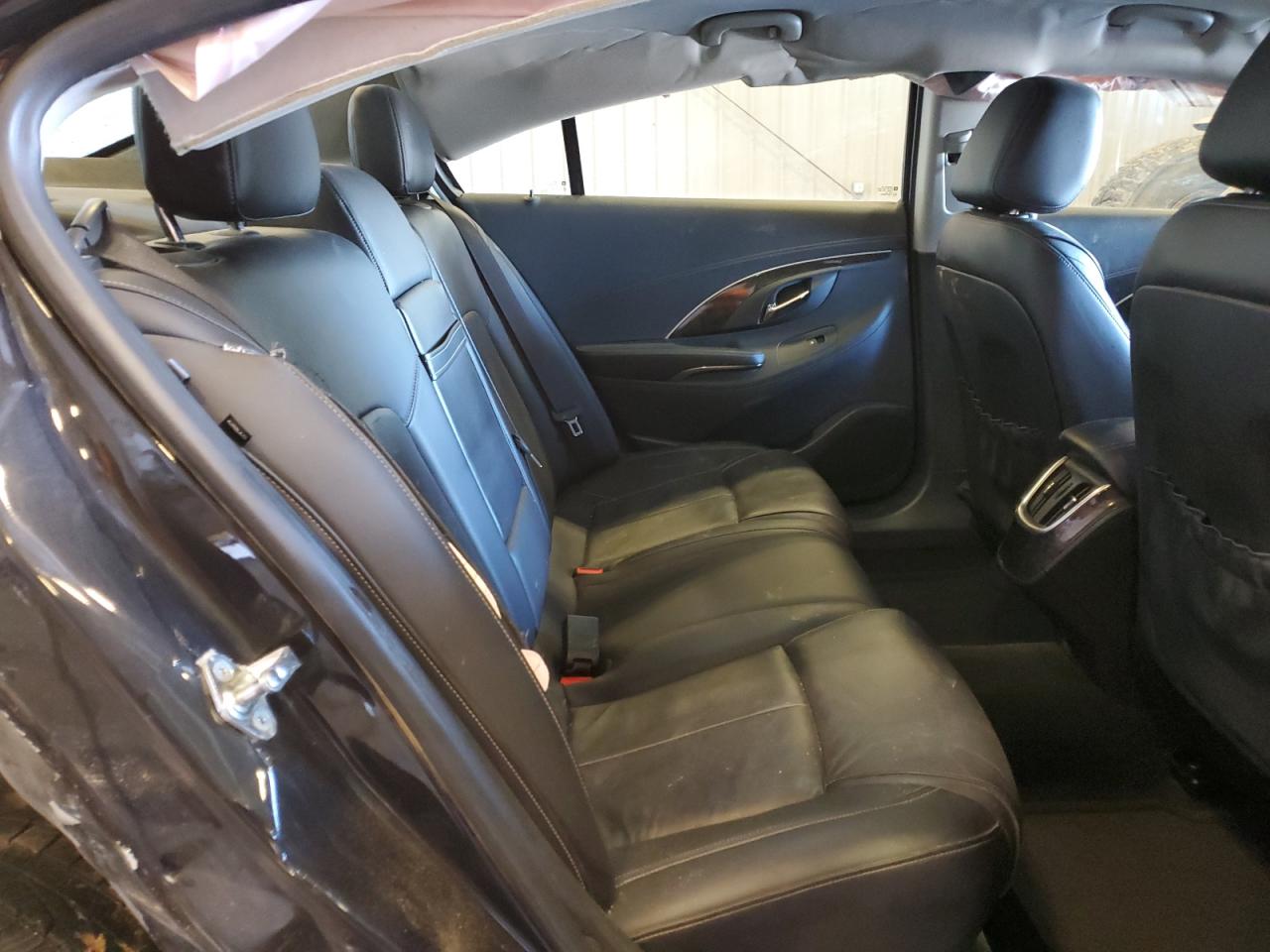 2015 Buick LaCrosse - Image 11