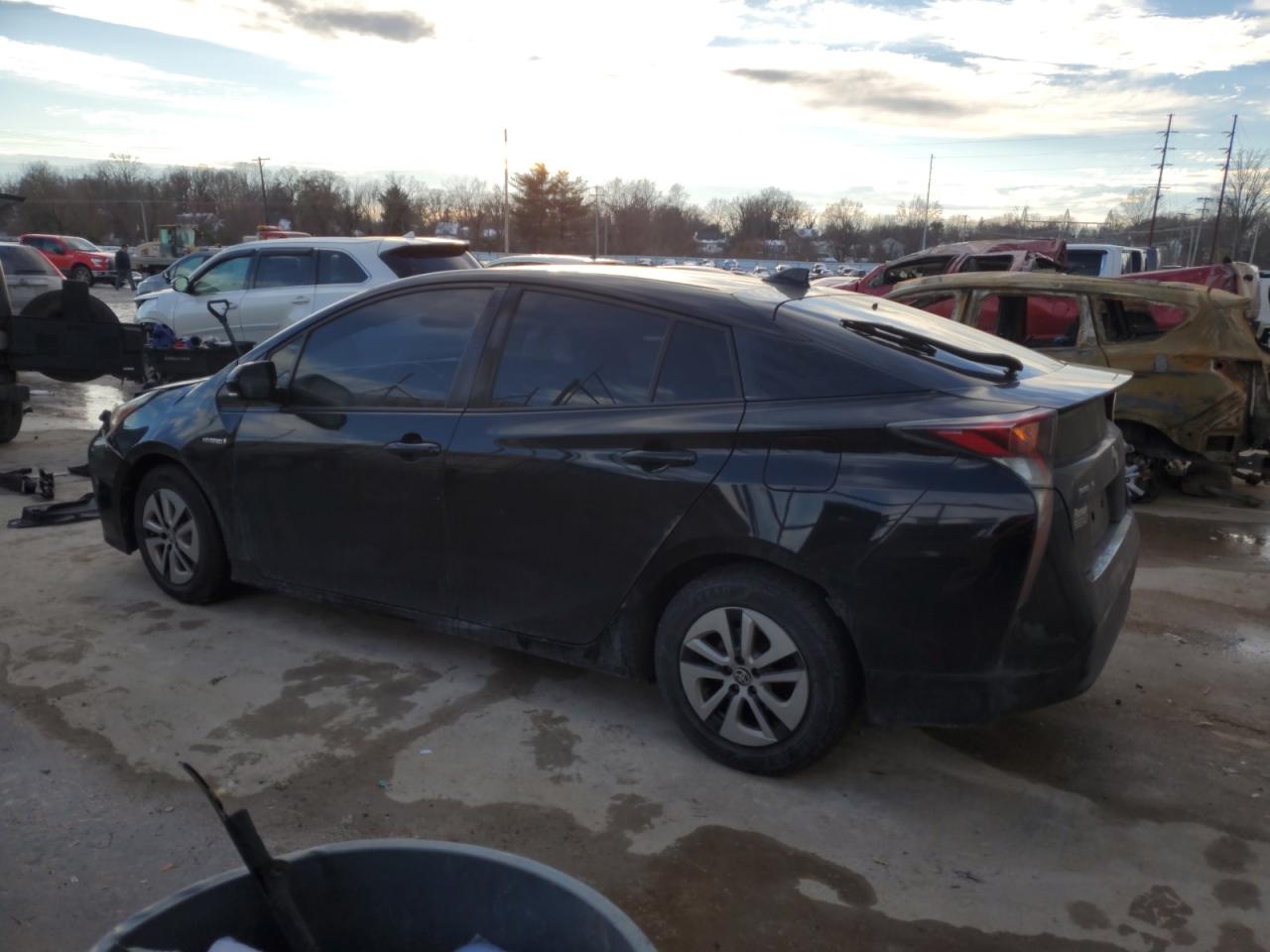 2016 Toyota Prius - Image 2