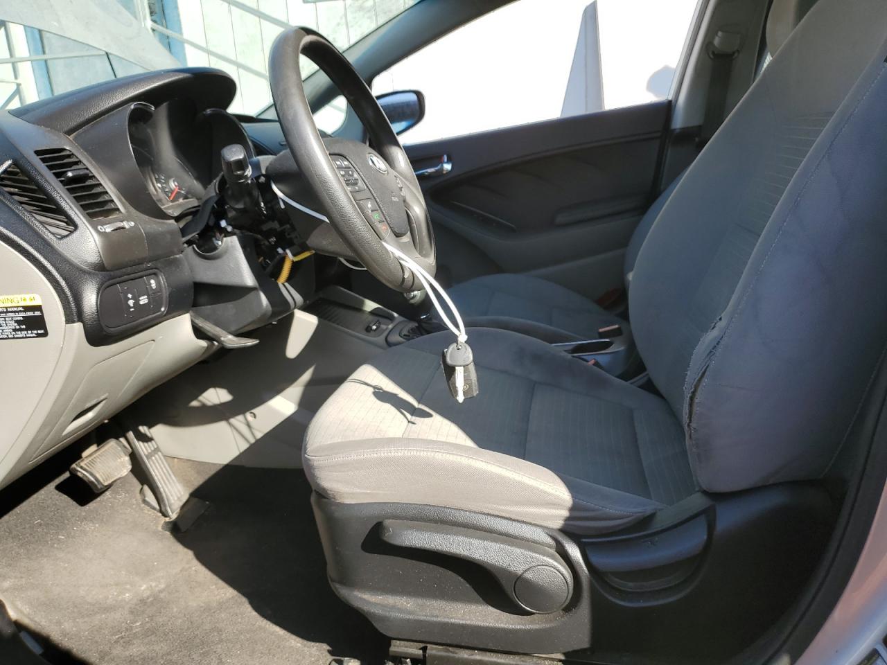 2016 Kia Forte - Image 7
