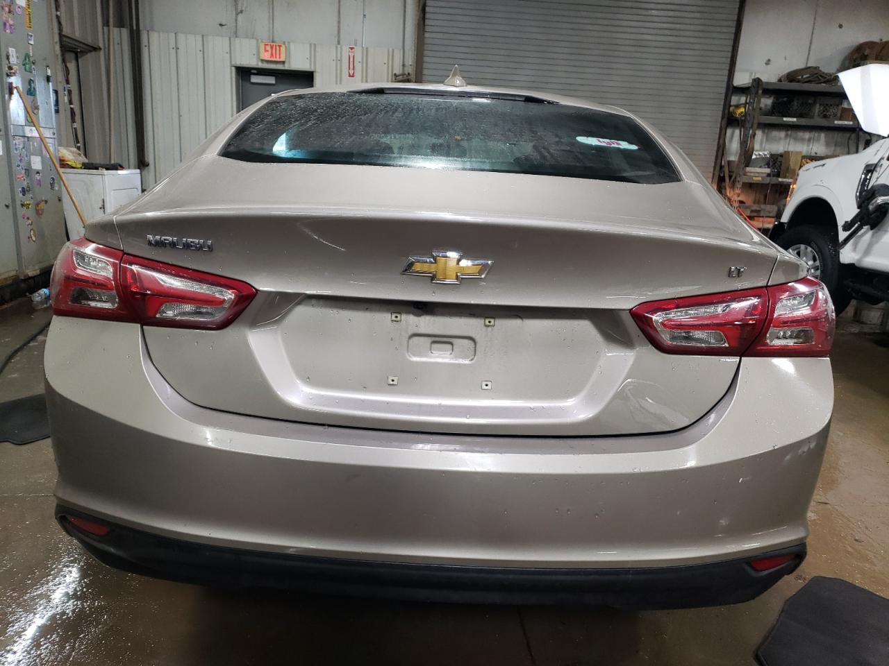2022 Chevrolet Malibu - Image 6