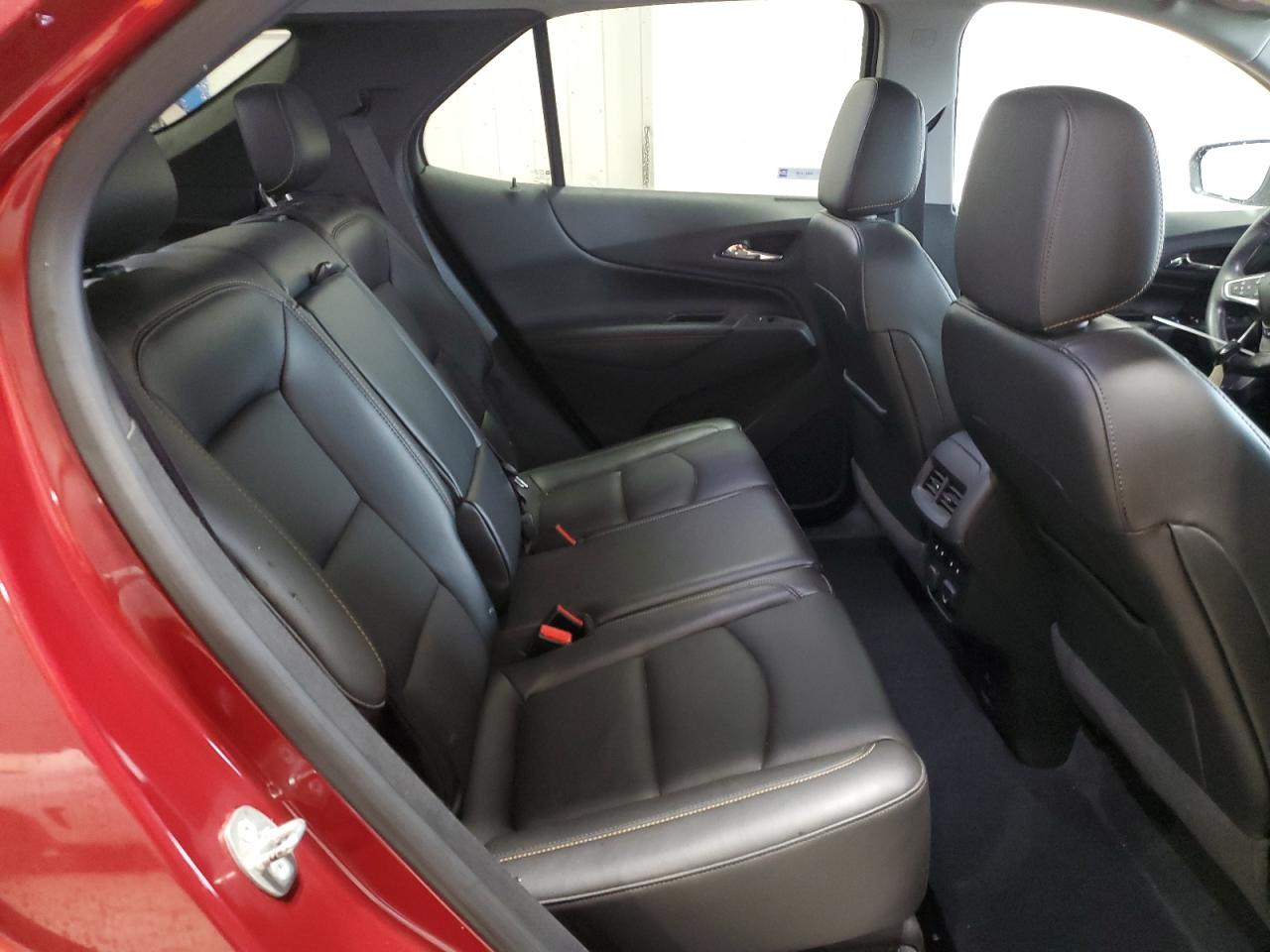 2018 Chevrolet Equinox - Image 11