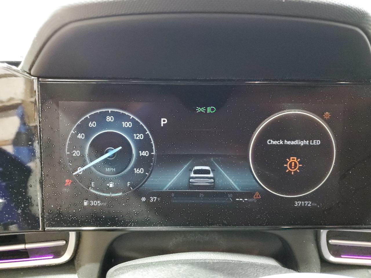 2021 Hyundai Elantra - Image 9