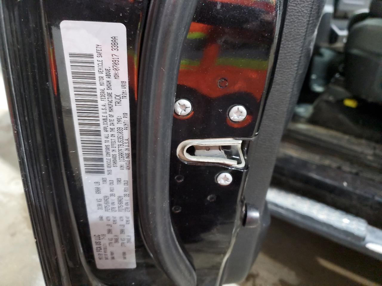 2018 RAM 1500 - Image 15