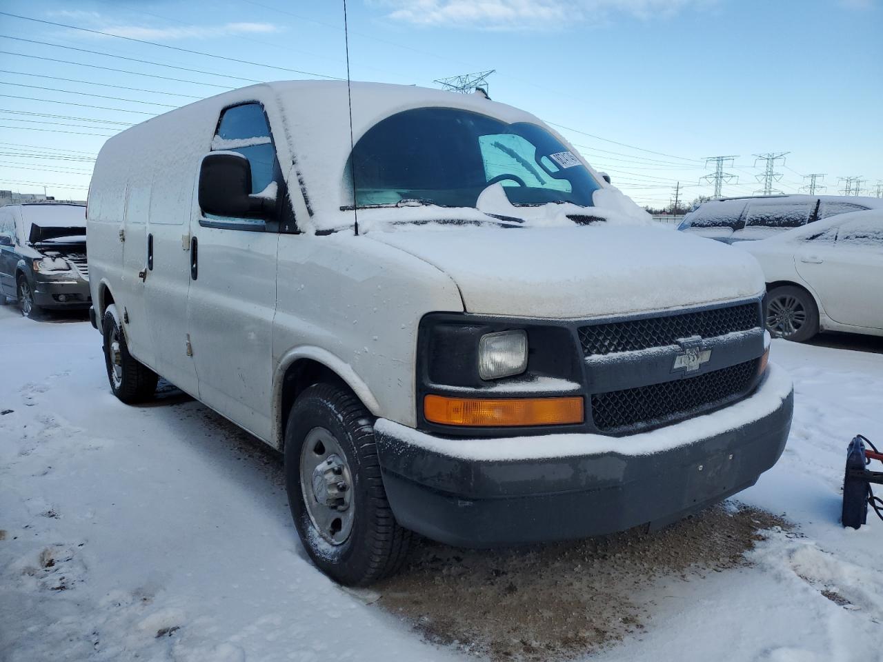 2017 Chevrolet Express - Image 4