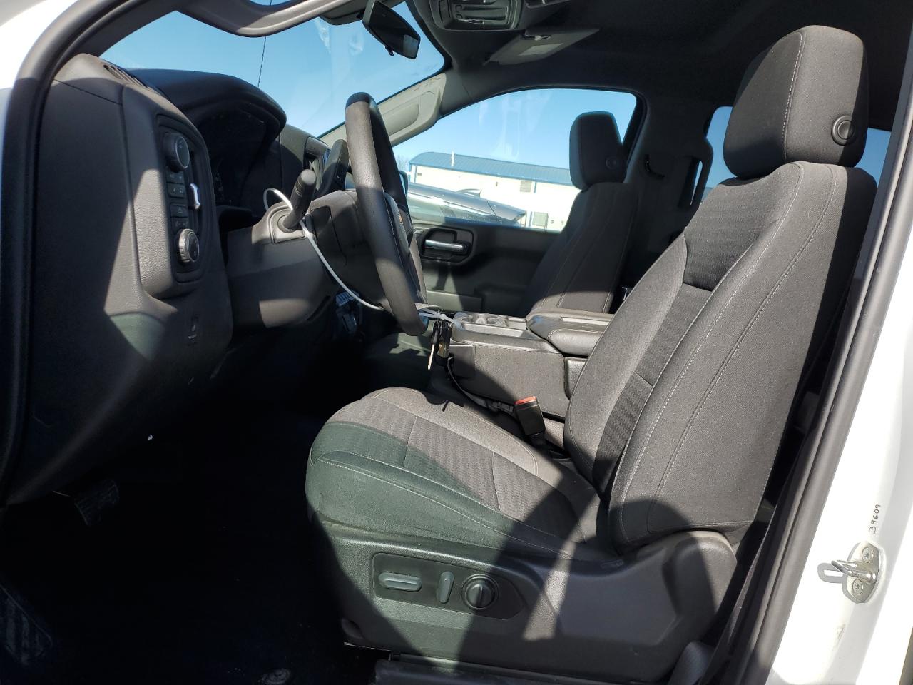 2022 Chevrolet Silverado - Image 7