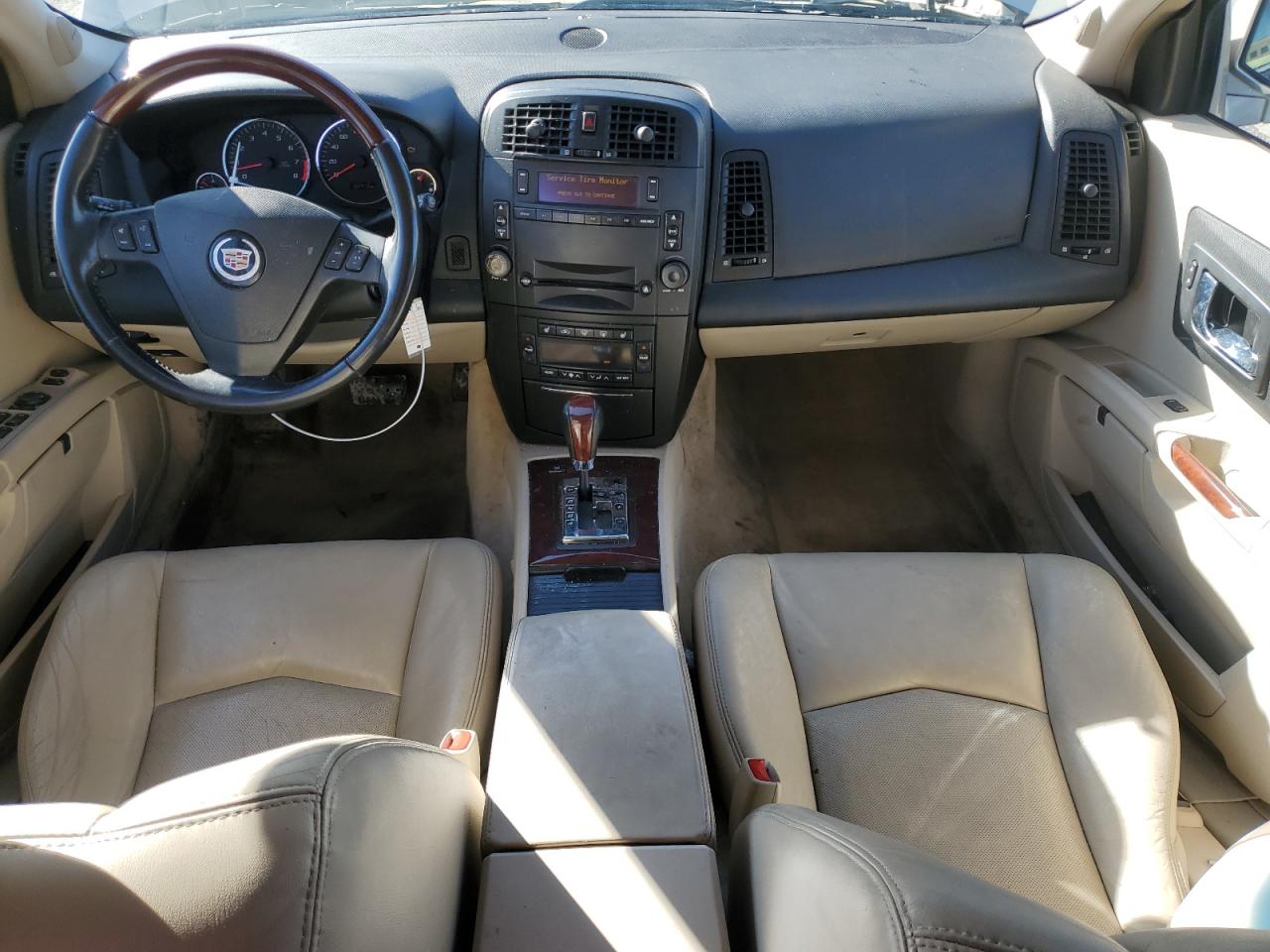 2005 Cadillac SRX - Image 8