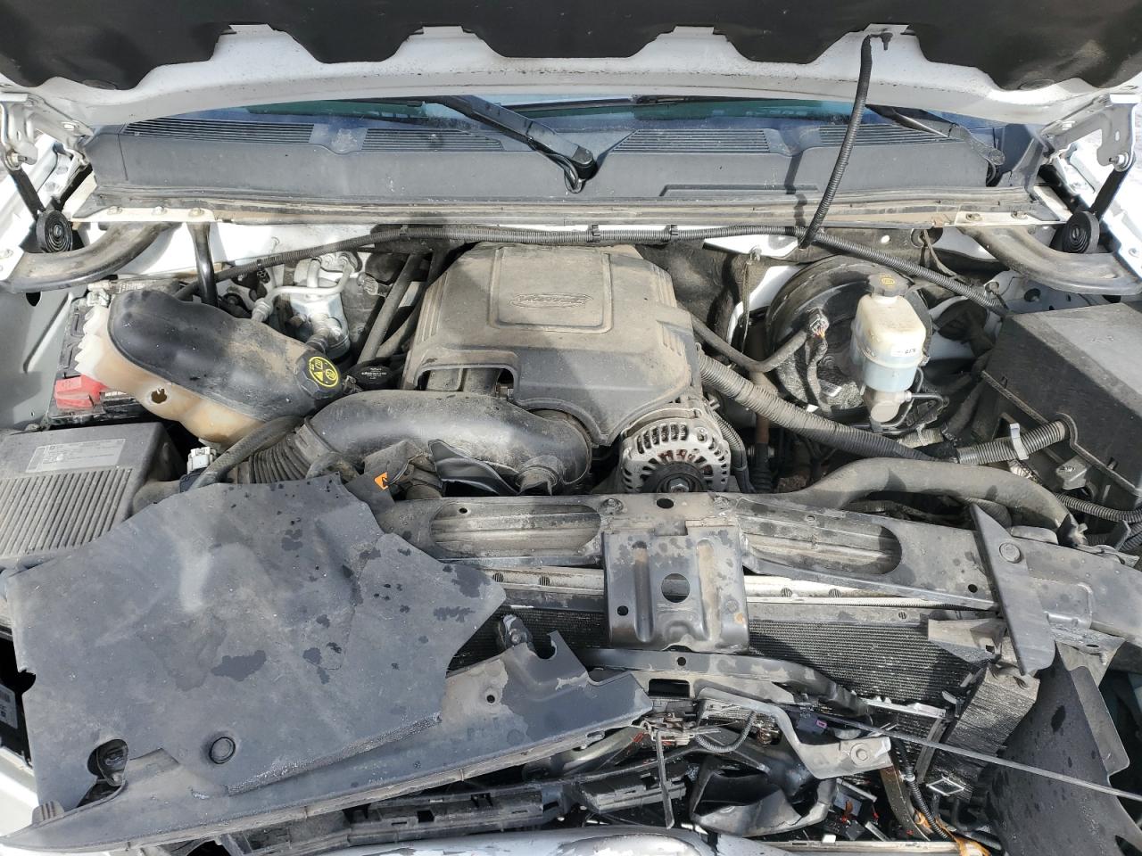 2013 Chevrolet Silverado - Image 13