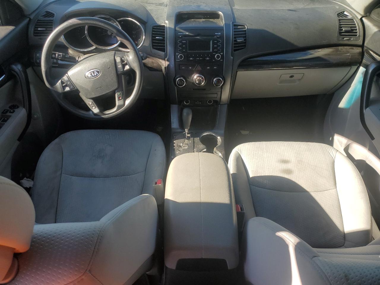 2012 Kia Sorento - Image 8