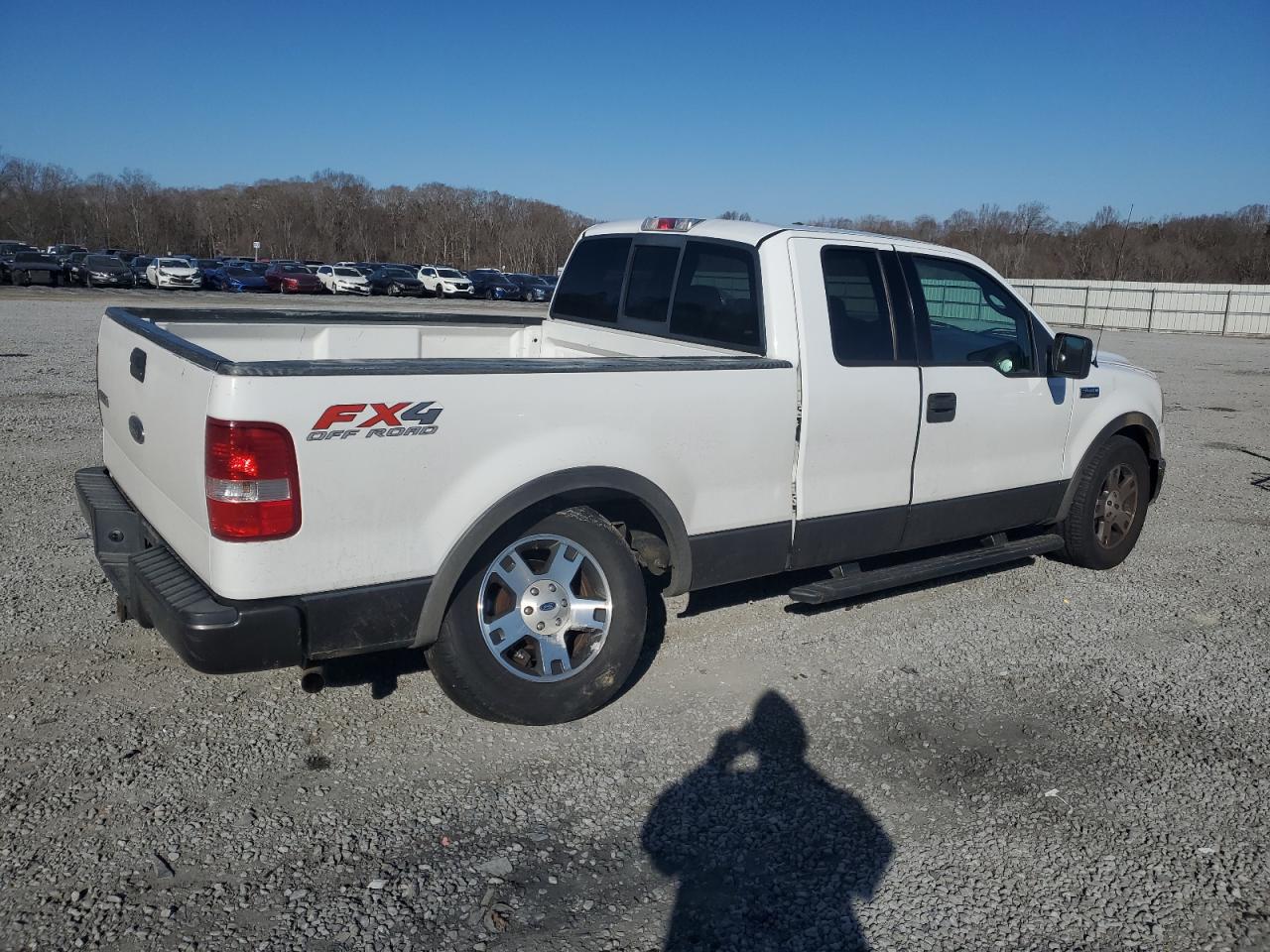 2004 Ford F-150 - Image 3